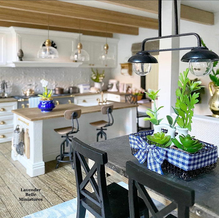 Rosabrook Lodge Dollhouse - 1:12 scale