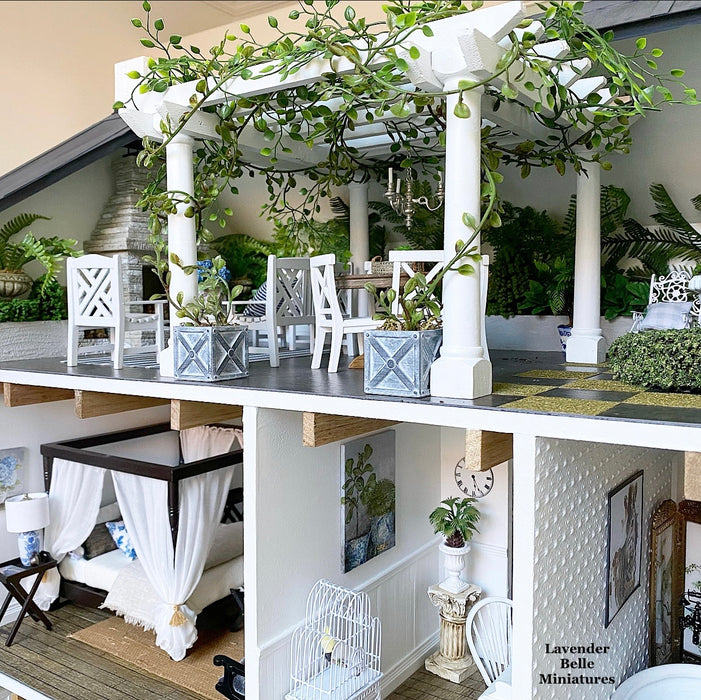 Rosabrook Lodge Dollhouse - 1:12 scale