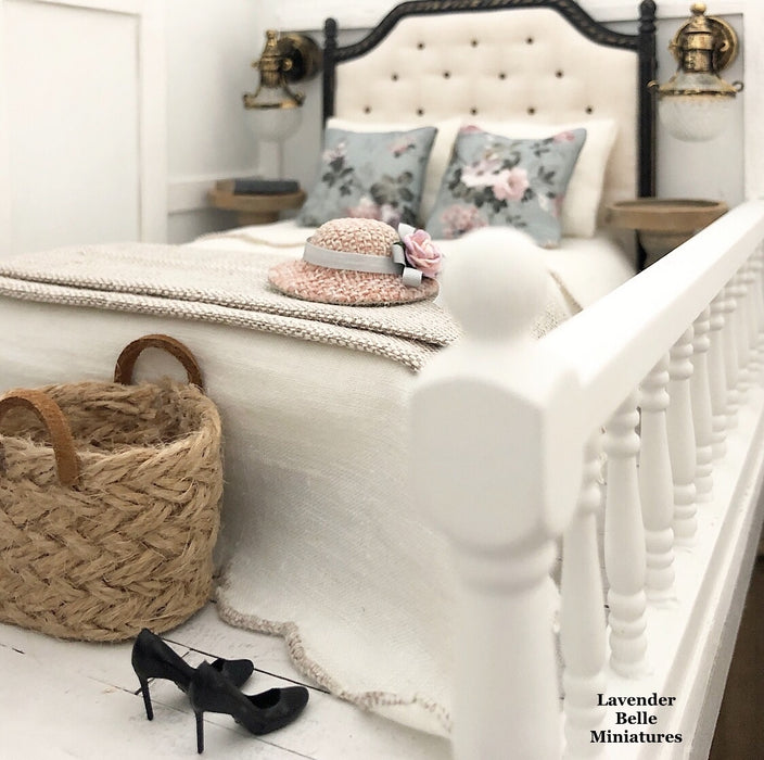 Meadowview Loft Dollhouse - 1:12 scale
