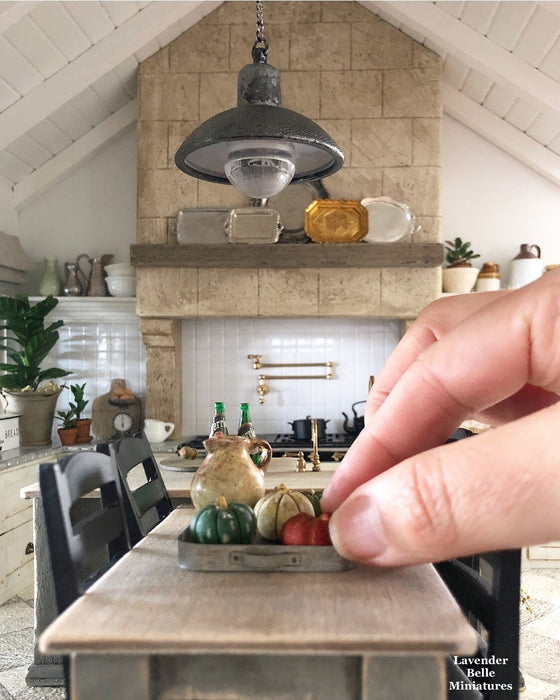 Stoneleigh Kitchen Roombox - 1:12 scale