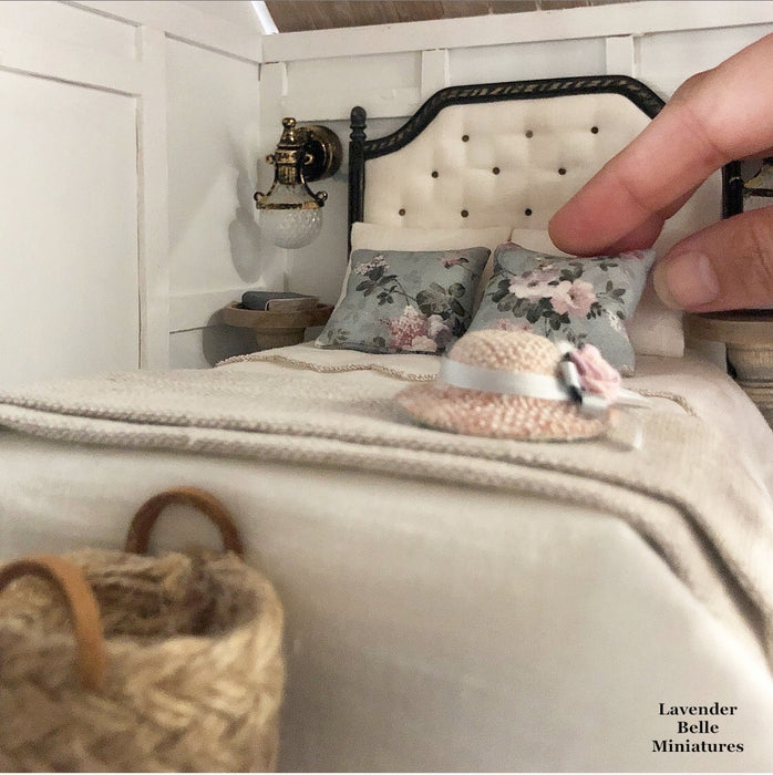 Meadowview Loft Dollhouse - 1:12 scale